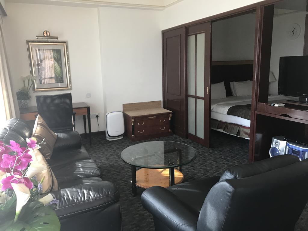 Queens Service Suites At Times Square Kl Kuala Lumpur Exterior photo