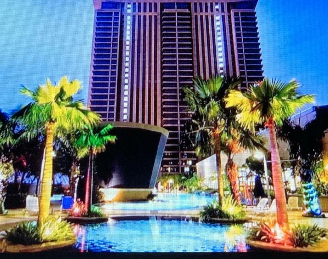 Queens Service Suites At Times Square Kl Kuala Lumpur Exterior photo