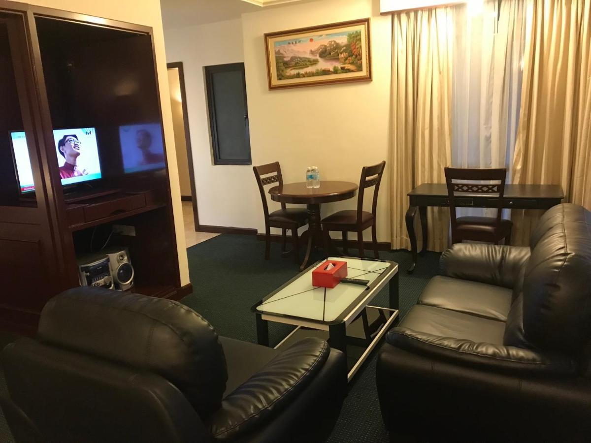Queens Service Suites At Times Square Kl Kuala Lumpur Exterior photo