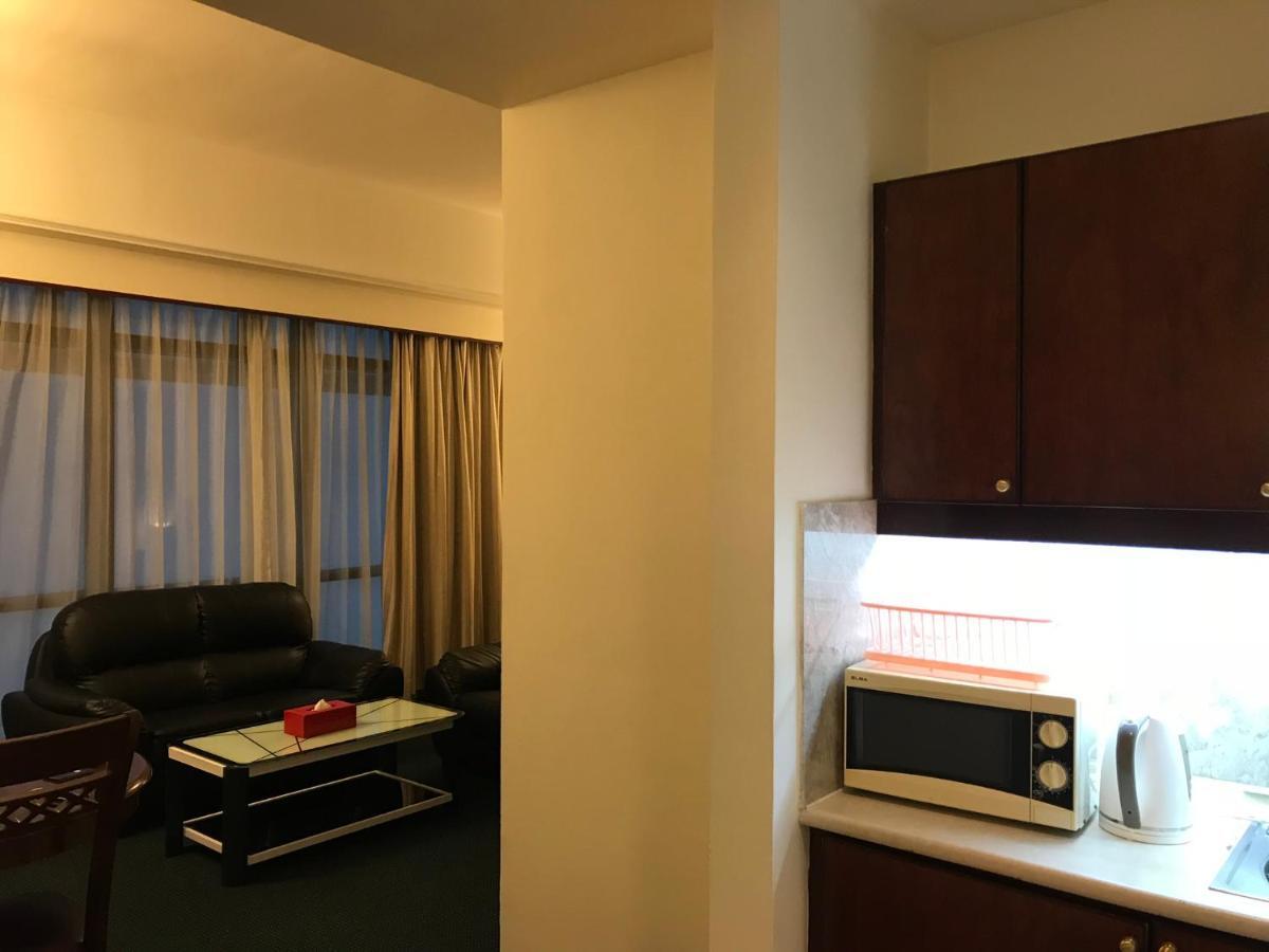 Queens Service Suites At Times Square Kl Kuala Lumpur Exterior photo